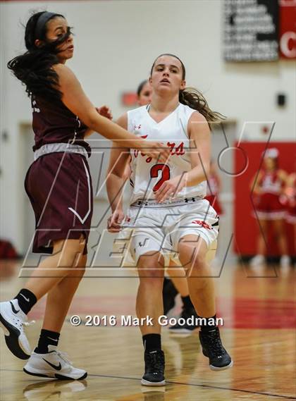 Thumbnail 3 in Katy Tigers vs Cinco Ranch photogallery.