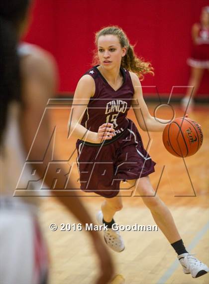 Thumbnail 3 in Katy Tigers vs Cinco Ranch photogallery.