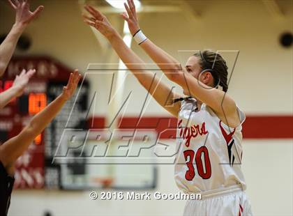Thumbnail 3 in Katy Tigers vs Cinco Ranch photogallery.
