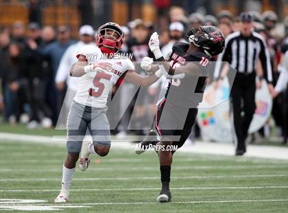 Thumbnail 1 in North Shore vs. Lake Travis (UIL 6A Semifinal) photogallery.