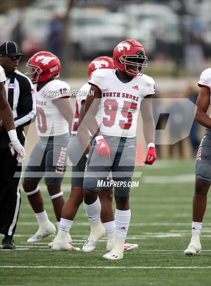 Thumbnail 1 in North Shore vs. Lake Travis (UIL 6A Semifinal) photogallery.