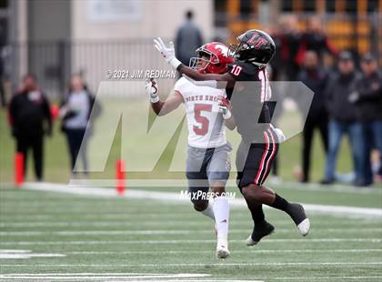 Thumbnail 1 in North Shore vs. Lake Travis (UIL 6A Semifinal) photogallery.