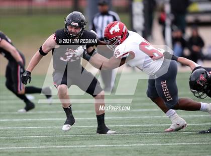Thumbnail 1 in North Shore vs. Lake Travis (UIL 6A Semifinal) photogallery.