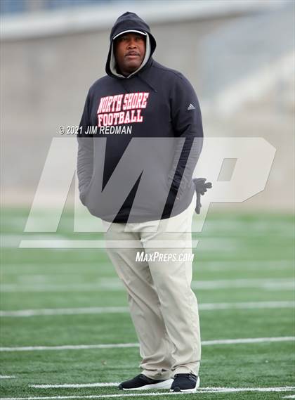 Thumbnail 1 in North Shore vs. Lake Travis (UIL 6A Semifinal) photogallery.