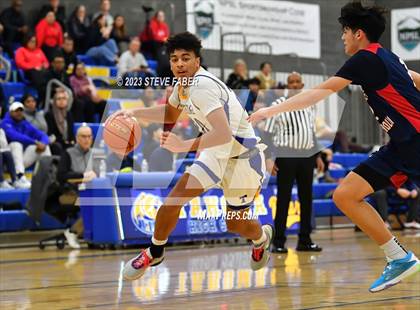 Thumbnail 2 in Kennedy Catholic @ Tahoma photogallery.