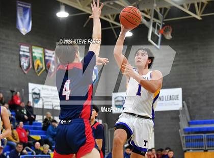 Thumbnail 2 in Kennedy Catholic @ Tahoma photogallery.