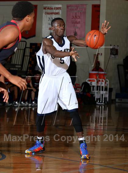 Thumbnail 2 in Our Savior New American vs. Prime Prep (Tarkanian Classic) photogallery.