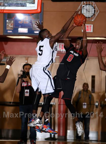 Thumbnail 1 in Our Savior New American vs. Prime Prep (Tarkanian Classic) photogallery.