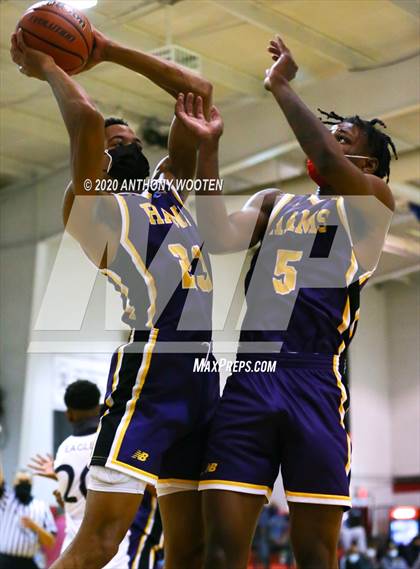 Thumbnail 1 in Word of God Christian Academy vs Raleigh Christian Academy (The BIG H.I.T. Holiday Invitational) photogallery.