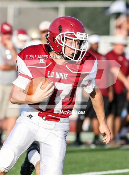 Thumbnail 3 in Terrebonne @ E. D. White(Scrimmage) photogallery.