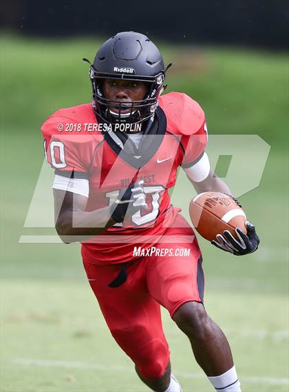 Thumbnail 1 in Hillcrest vs Greer (Greenville High Football Jamboree) photogallery.