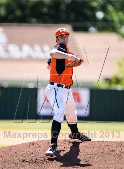 Thumbnail 3 in Rockwall Vs McKinney (UIL 5A Region 2 Area Playoff) photogallery.