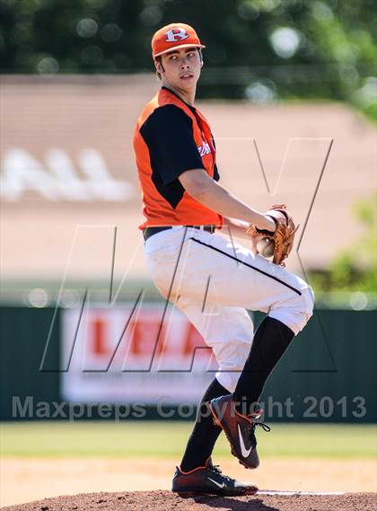 Thumbnail 2 in Rockwall Vs McKinney (UIL 5A Region 2 Area Playoff) photogallery.