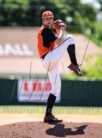 Thumbnail 3 in Rockwall Vs McKinney (UIL 5A Region 2 Area Playoff) photogallery.