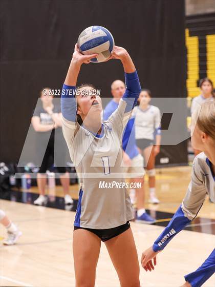 Thumbnail 2 in Rocklin vs Pleasant Valley (Del Oro Tournament) photogallery.