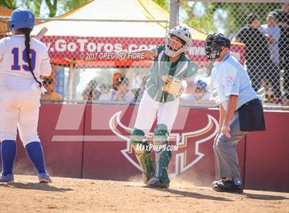 Thumbnail 2 in Rivera vs. University (CIF LACS D4 Final) photogallery.