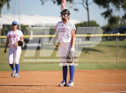 Thumbnail 1 in Rivera vs. University (CIF LACS D4 Final) photogallery.