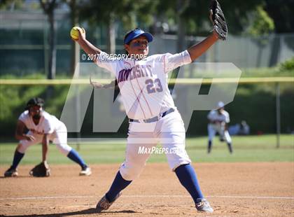 Thumbnail 2 in Rivera vs. University (CIF LACS D4 Final) photogallery.