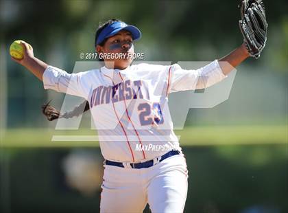 Thumbnail 2 in Rivera vs. University (CIF LACS D4 Final) photogallery.