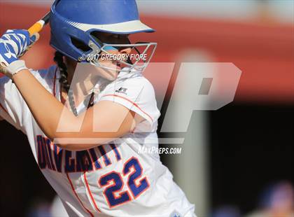 Thumbnail 2 in Rivera vs. University (CIF LACS D4 Final) photogallery.