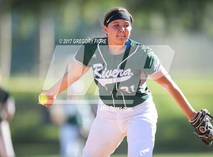 Thumbnail 1 in Rivera vs. University (CIF LACS D4 Final) photogallery.