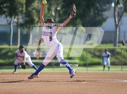 Thumbnail 3 in Rivera vs. University (CIF LACS D4 Final) photogallery.
