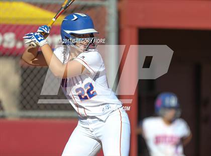 Thumbnail 2 in Rivera vs. University (CIF LACS D4 Final) photogallery.