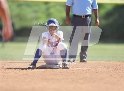Thumbnail 1 in Rivera vs. University (CIF LACS D4 Final) photogallery.