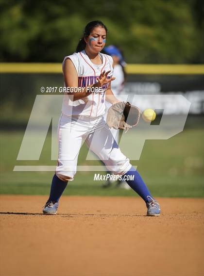 Thumbnail 3 in Rivera vs. University (CIF LACS D4 Final) photogallery.