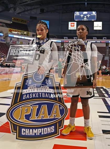 Thumbnail 2 in Neumann-Goretti vs. Lansdale Catholic (PIAA 4A Championship) photogallery.