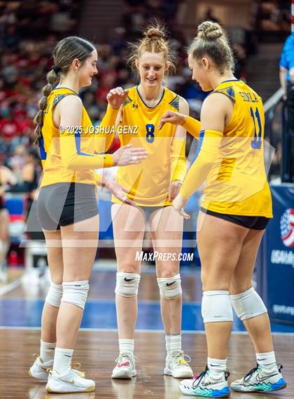 Thumbnail 2 in Simla vs. Sedgwick County (CHSAA 2A Championship) photogallery.