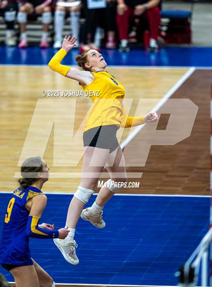 Thumbnail 1 in Simla vs. Sedgwick County (CHSAA 2A Championship) photogallery.