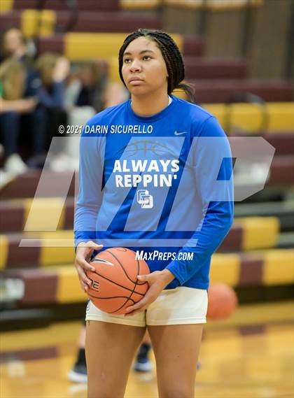 Thumbnail 3 in La Jolla Country Day vs. Fremont (Nike Tournament of Champions) photogallery.