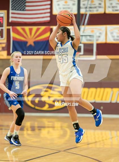 Thumbnail 3 in La Jolla Country Day vs. Fremont (Nike Tournament of Champions) photogallery.