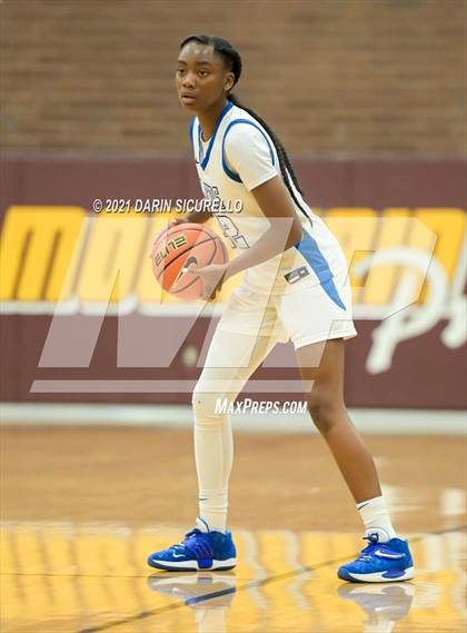 Thumbnail 2 in La Jolla Country Day vs. Fremont (Nike Tournament of Champions) photogallery.