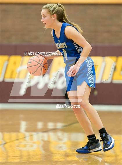 Thumbnail 1 in La Jolla Country Day vs. Fremont (Nike Tournament of Champions) photogallery.