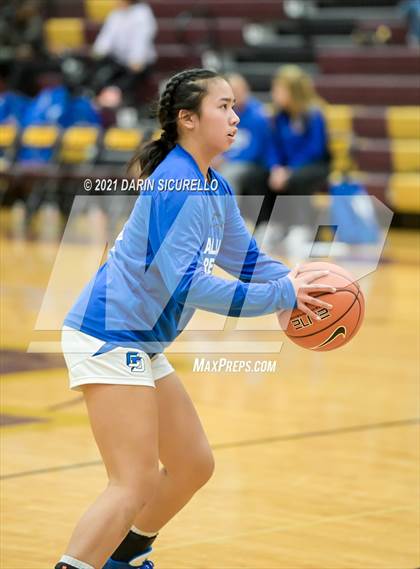 Thumbnail 1 in La Jolla Country Day vs. Fremont (Nike Tournament of Champions) photogallery.