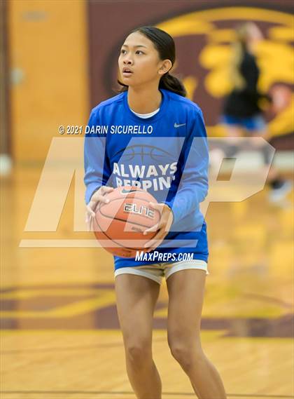 Thumbnail 2 in La Jolla Country Day vs. Fremont (Nike Tournament of Champions) photogallery.