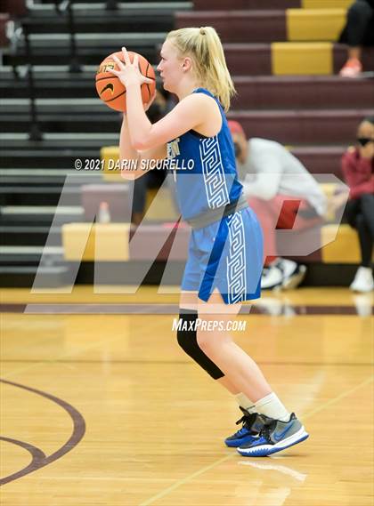 Thumbnail 3 in La Jolla Country Day vs. Fremont (Nike Tournament of Champions) photogallery.