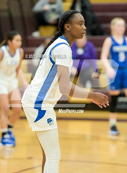 Thumbnail 3 in La Jolla Country Day vs. Fremont (Nike Tournament of Champions) photogallery.
