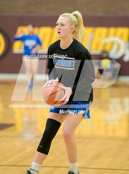 Thumbnail 1 in La Jolla Country Day vs. Fremont (Nike Tournament of Champions) photogallery.