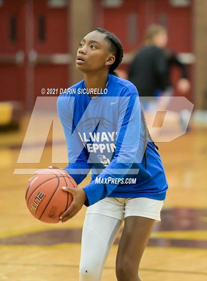 Thumbnail 1 in La Jolla Country Day vs. Fremont (Nike Tournament of Champions) photogallery.