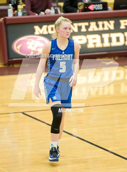 Thumbnail 1 in La Jolla Country Day vs. Fremont (Nike Tournament of Champions) photogallery.