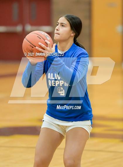 Thumbnail 3 in La Jolla Country Day vs. Fremont (Nike Tournament of Champions) photogallery.