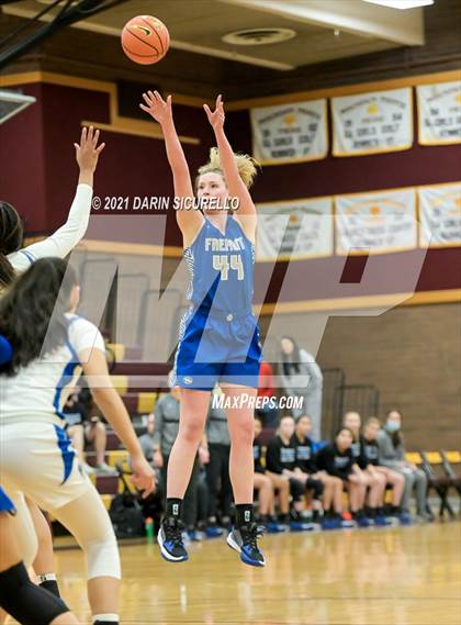 Thumbnail 3 in La Jolla Country Day vs. Fremont (Nike Tournament of Champions) photogallery.