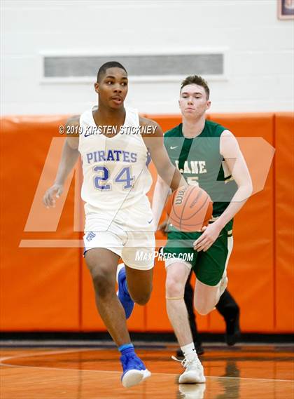 Thumbnail 3 in Lane Tech vs Proviso East (IHSA 4A Regional Semifinal) photogallery.