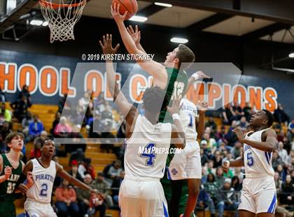 Thumbnail 2 in Lane Tech vs Proviso East (IHSA 4A Regional Semifinal) photogallery.