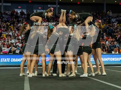 Thumbnail 3 in James Madison (VHSL Class 6 State Final) photogallery.