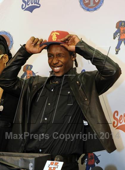 Thumbnail 1 in Adoree' Jackson Signing Day Ceremony photogallery.