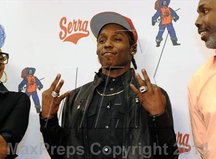 Thumbnail 2 in Adoree' Jackson Signing Day Ceremony photogallery.